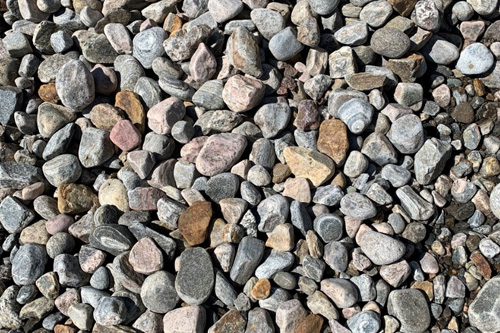 1″-3″ Coloured Granite River Rock